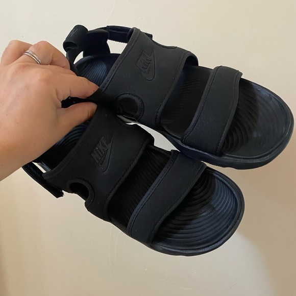 Nike Owaysis Women's Sandals Black Size 8 Back Velcro Strap - Picture 6 of 8